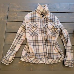 Kut from the kloth magnolia shirt jacket size xs